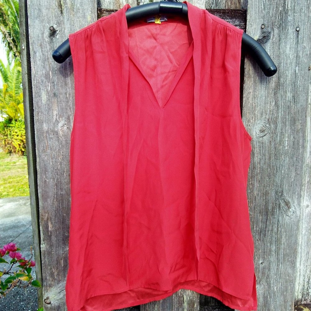 Beautiful sleeveless silk tie front Frame blouse XS